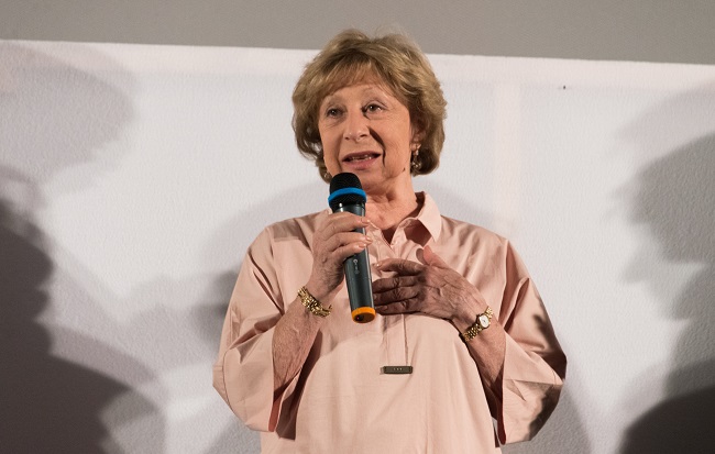 Лия Ахеджакова